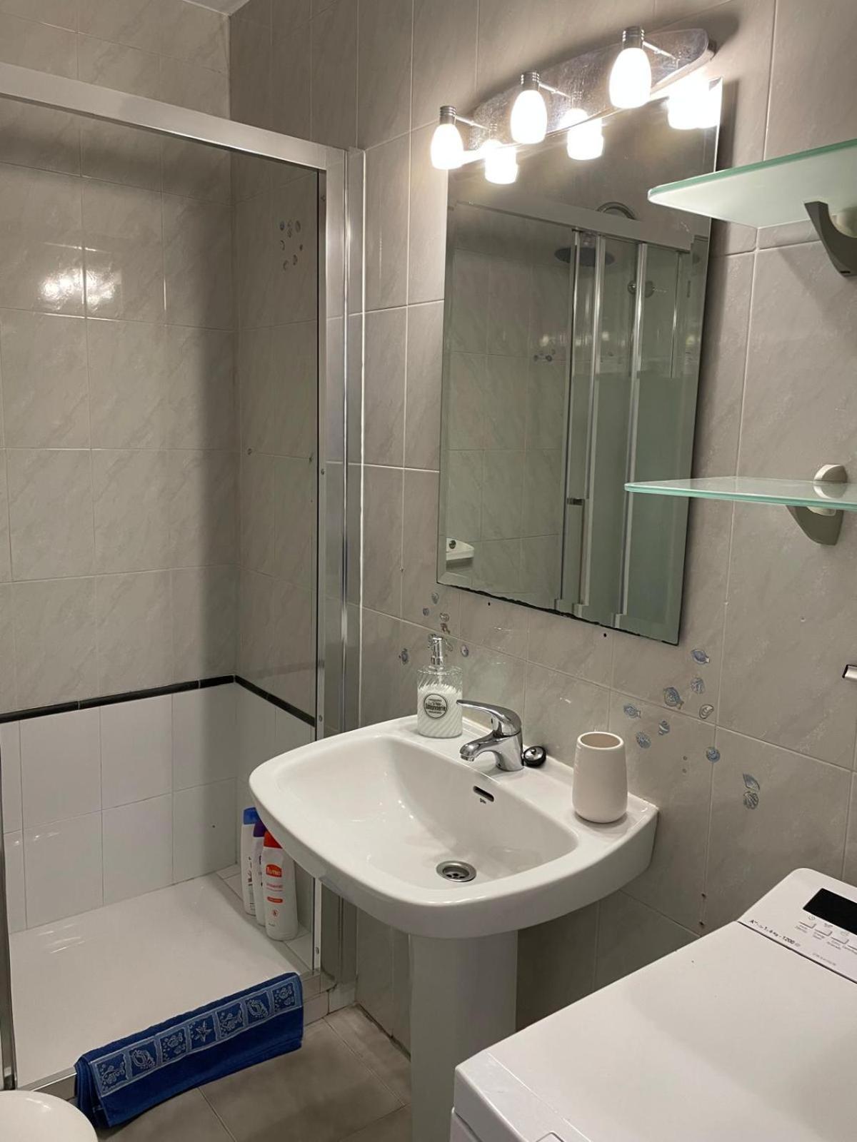 Villa Mare - 2 Beds With Balcony, Patio And Pool And Direct Park Access Murcia Exteriör bild