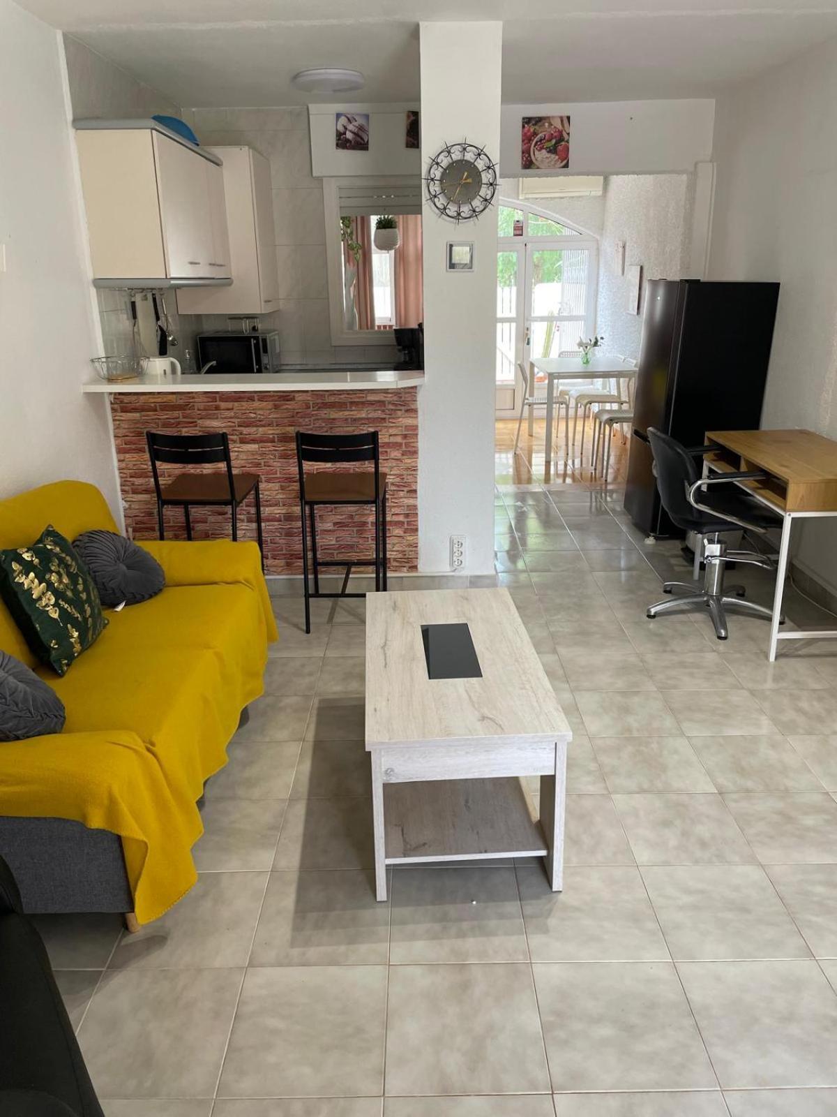 Villa Mare - 2 Beds With Balcony, Patio And Pool And Direct Park Access Murcia Exteriör bild