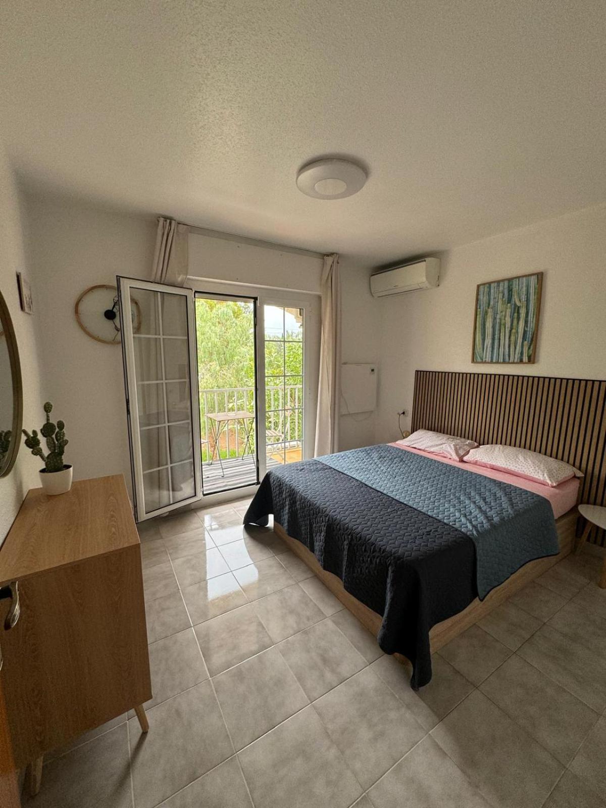 Villa Mare - 2 Beds With Balcony, Patio And Pool And Direct Park Access Murcia Exteriör bild